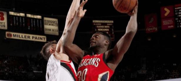 黑白体育- 二胡独奏踏上幸福路 