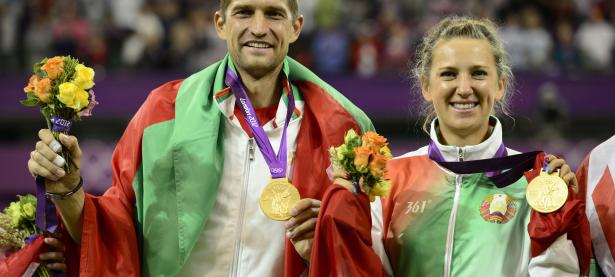 黑白体育-包含阿扎伦卡赛事官方发布绝杀新规，勇士争议不断！的词条