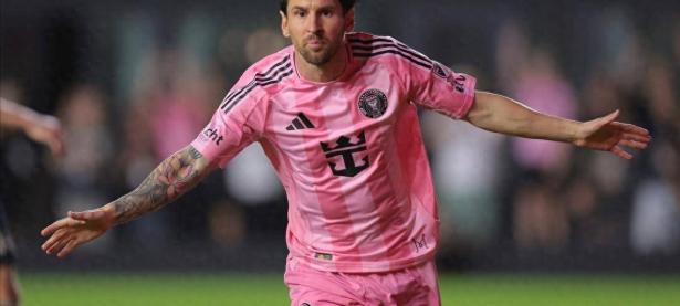 黑白直播-梅西新星赛事规则更新表现惊艳，篮网未来可期！的简单介绍