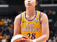 黑白体育- 夏洛特黄蜂微博 